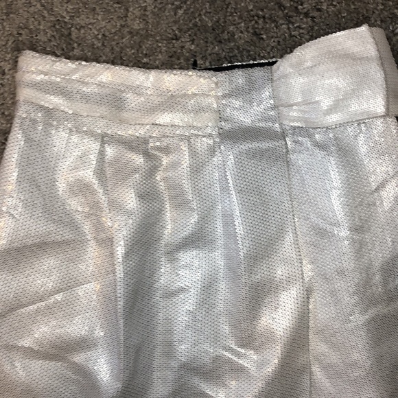 White Sequin Mini Skirt - Picture 3 of 4